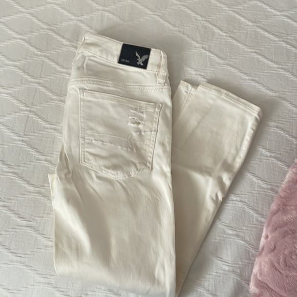 American Eagle White Jegging Crop - Picture 3 of 3